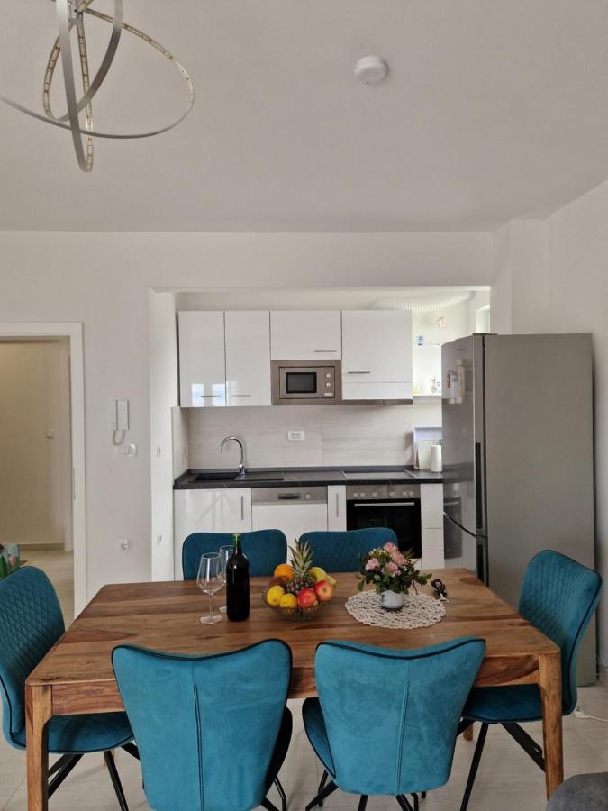 Emmi Nemira Omis Apartment Ngoại thất bức ảnh