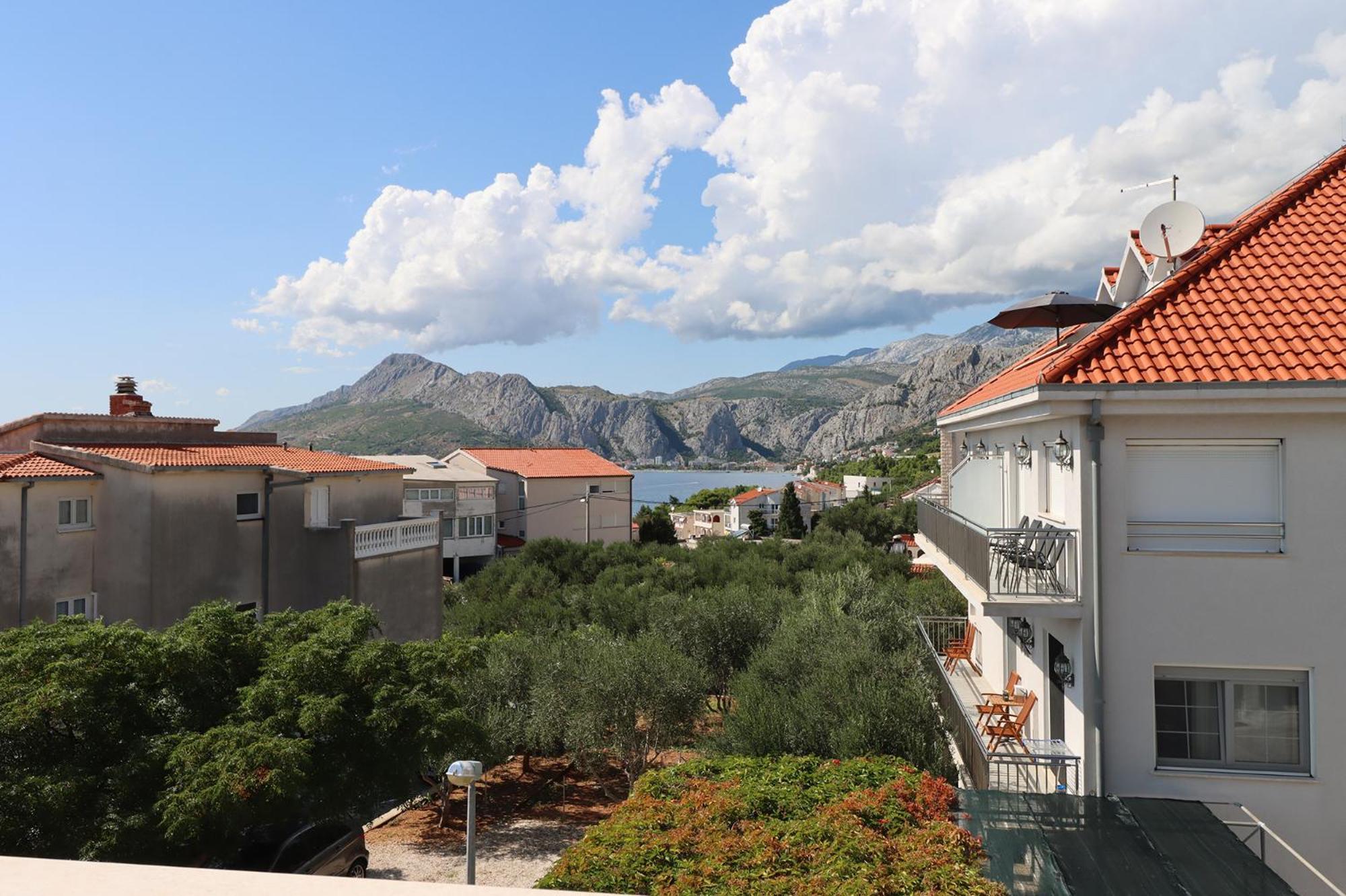 Emmi Nemira Omis Apartment Ngoại thất bức ảnh