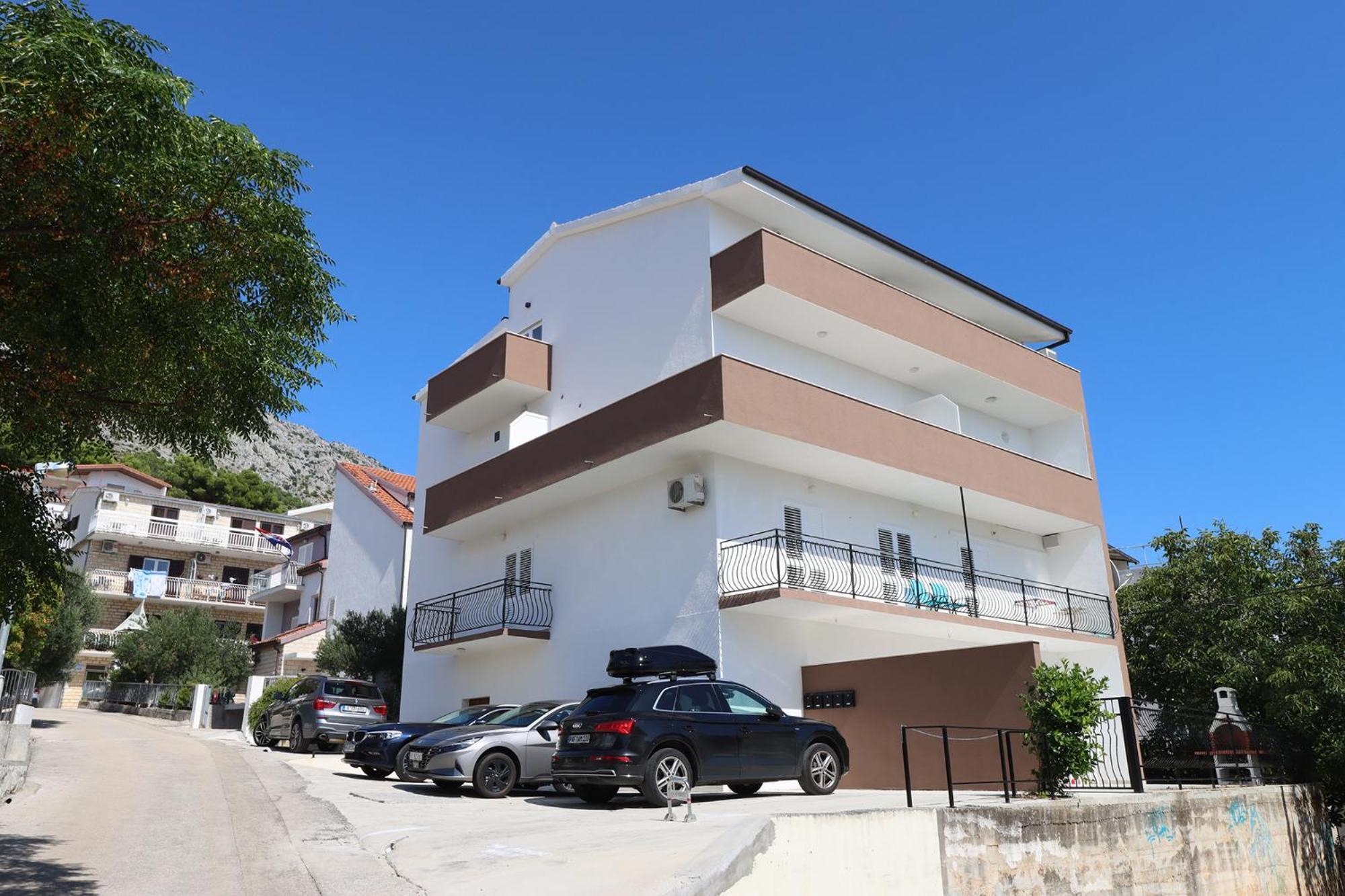 Emmi Nemira Omis Apartment Ngoại thất bức ảnh